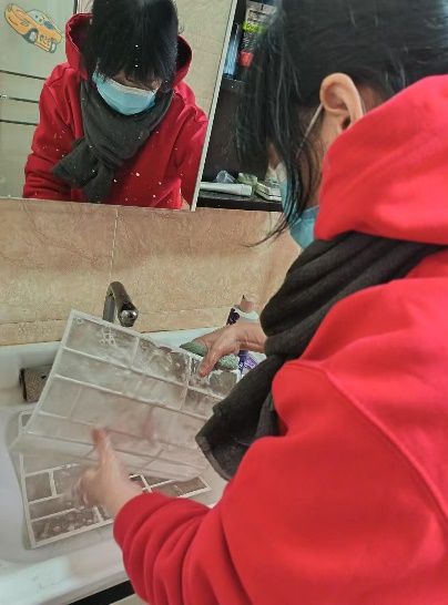 服务赢未来——免费空调清洗活动凯发k8娱乐登录寒冬送温暖(图3)